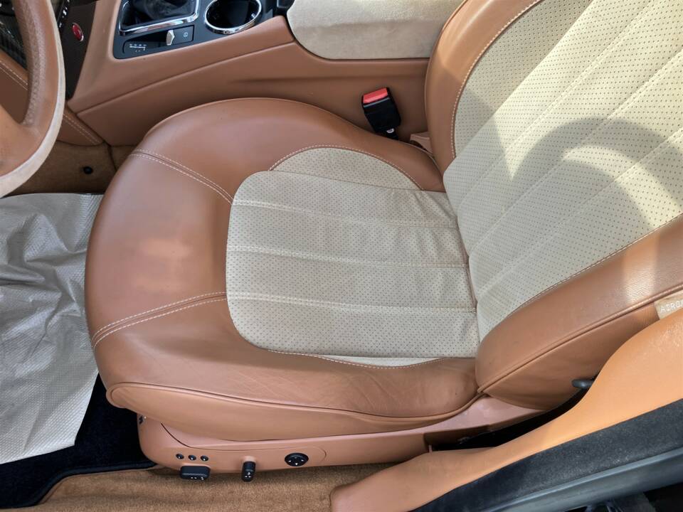 Image 14/57 de Maserati Quattroporte 4.2 (2008)