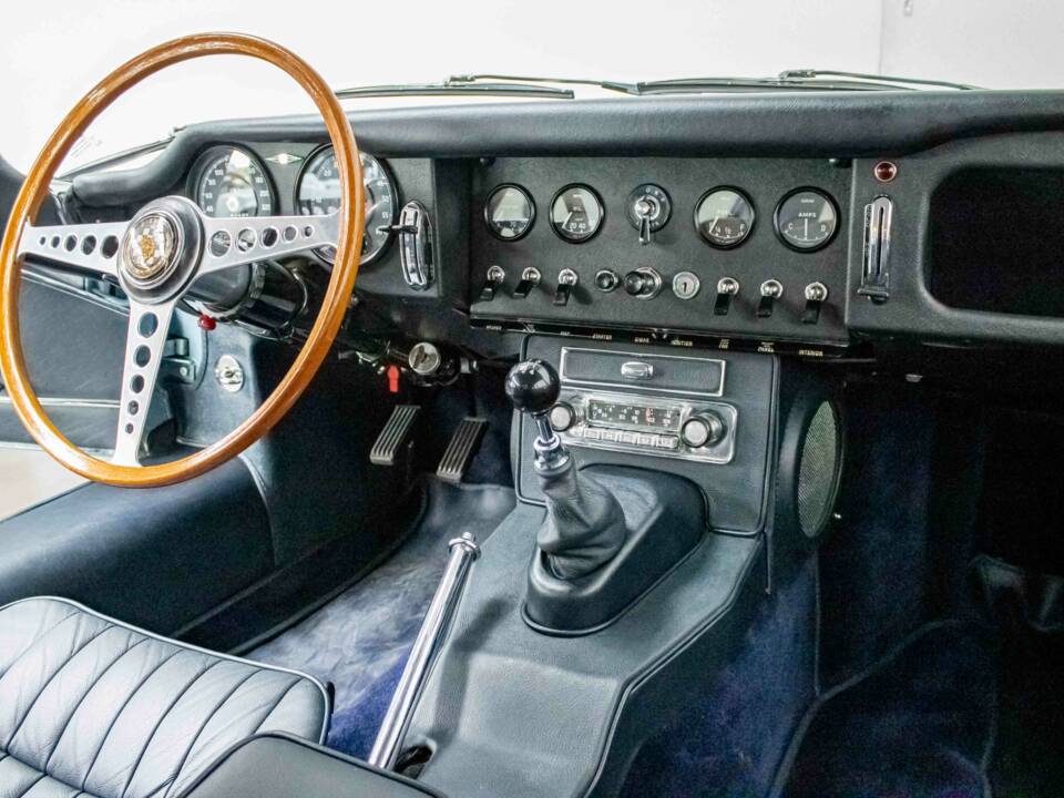 Bild 20/28 von Jaguar E-Type 4.2 (1965)