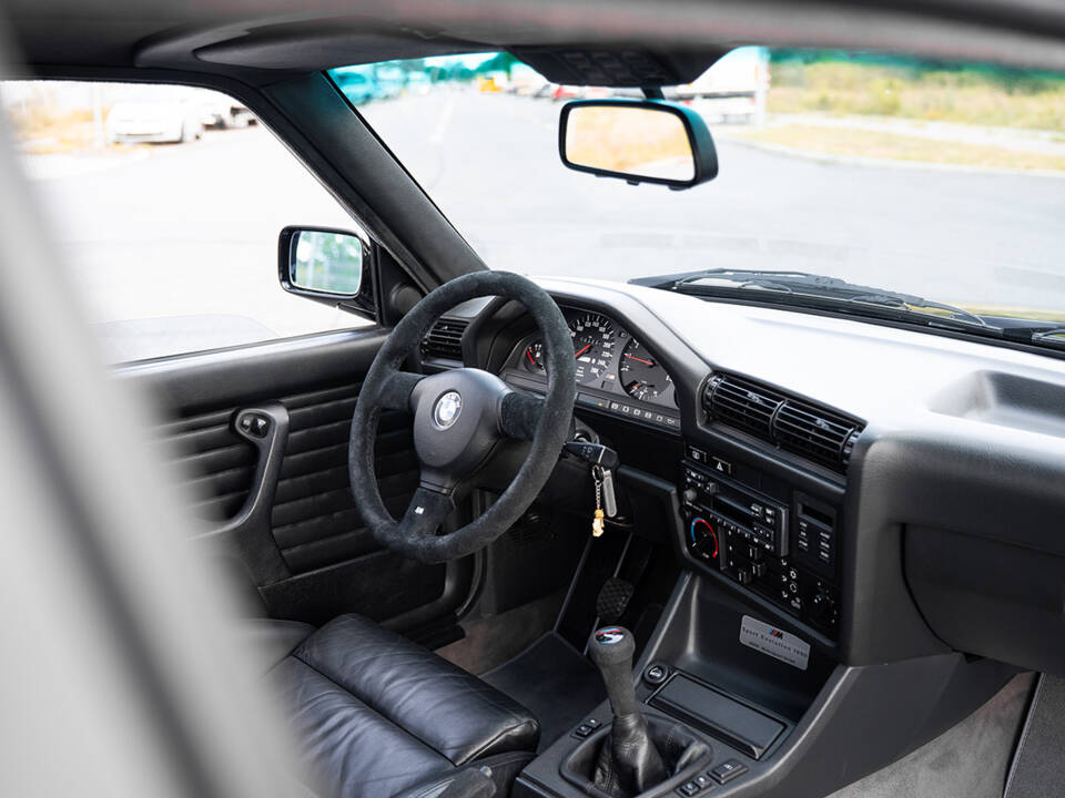 Image 47/91 de BMW M3 Sport Evo (1990)