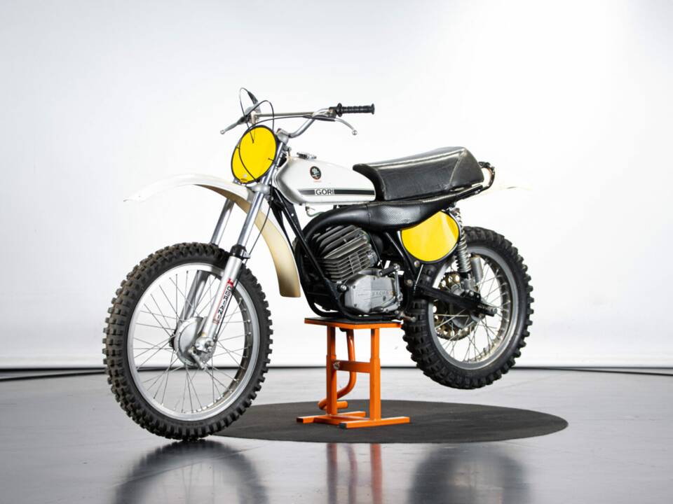 Immagine 8/33 di Gori GS 125 (1974)