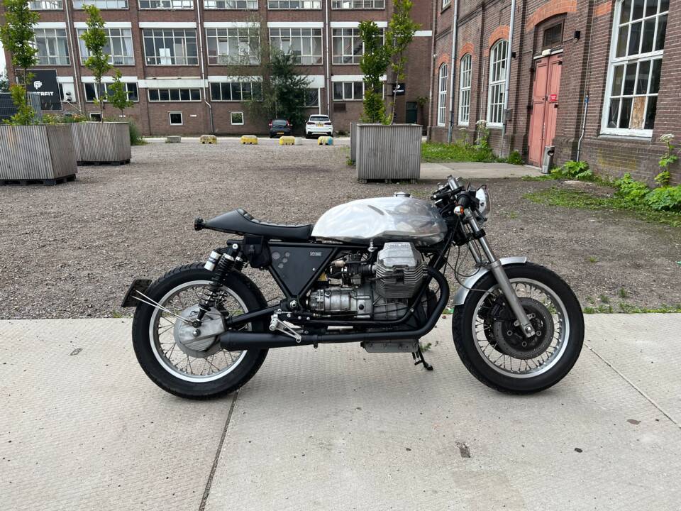 Image 3/14 de Moto Guzzi California III (1993)