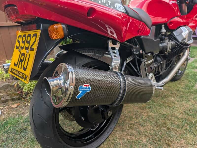 Image 24/35 of Moto Guzzi DUMMY (1998)