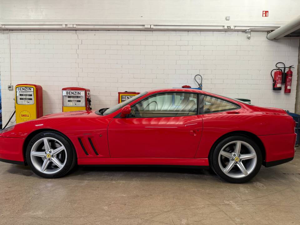 Image 1/17 of Ferrari 575M Maranello (2002)