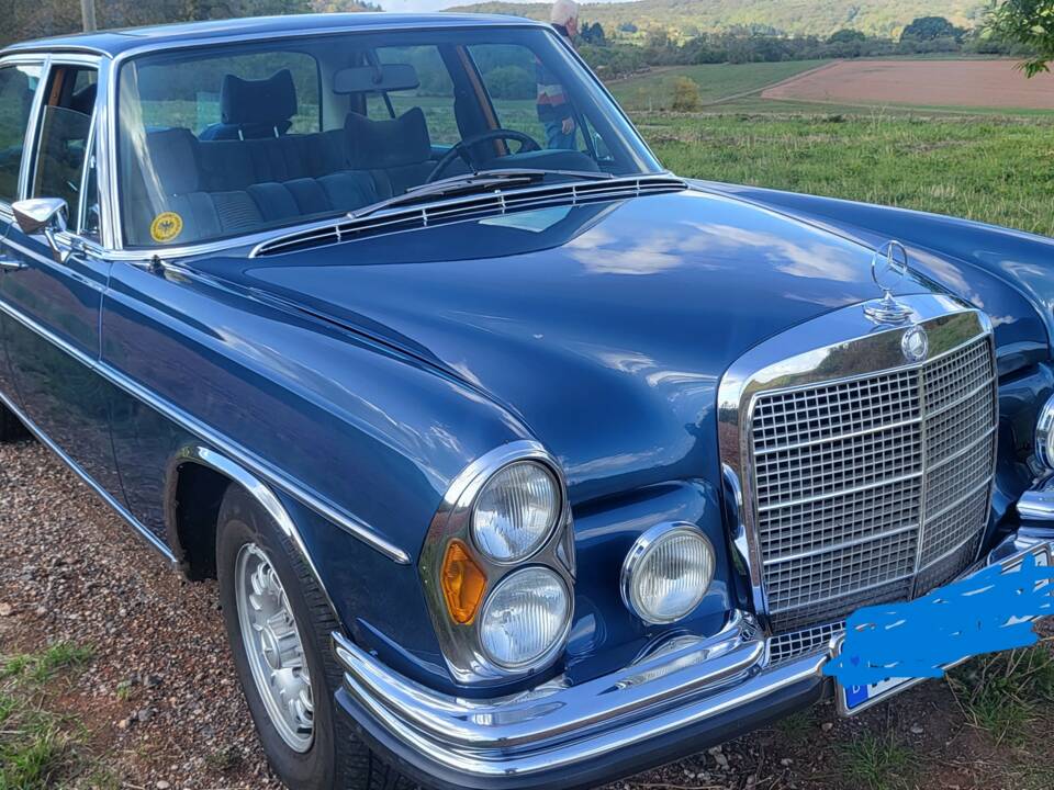 Afbeelding 5/9 van Mercedes-Benz 300 SEL 3.5 (1971)