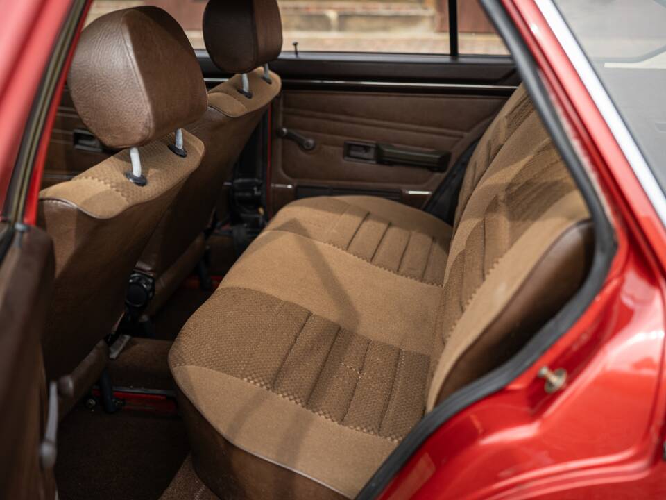 Image 45/75 of Volkswagen Passat 1.6 (1978)