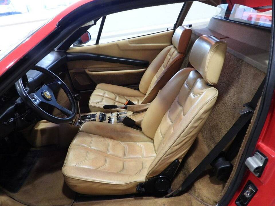 Immagine 5/15 di Ferrari 308 GTBi Quattrovalvole (1983)