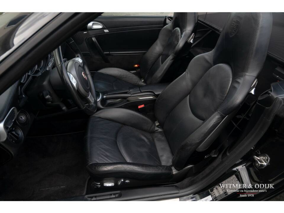 Bild 4/29 von Porsche 911 Carrera 4S (2006)