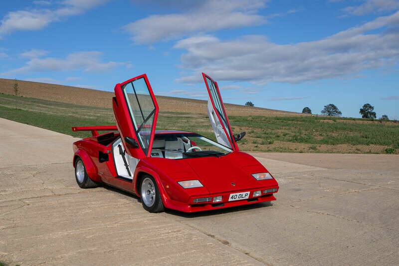 Afbeelding 13/47 van Lamborghini Countach LP 500 S (1983)