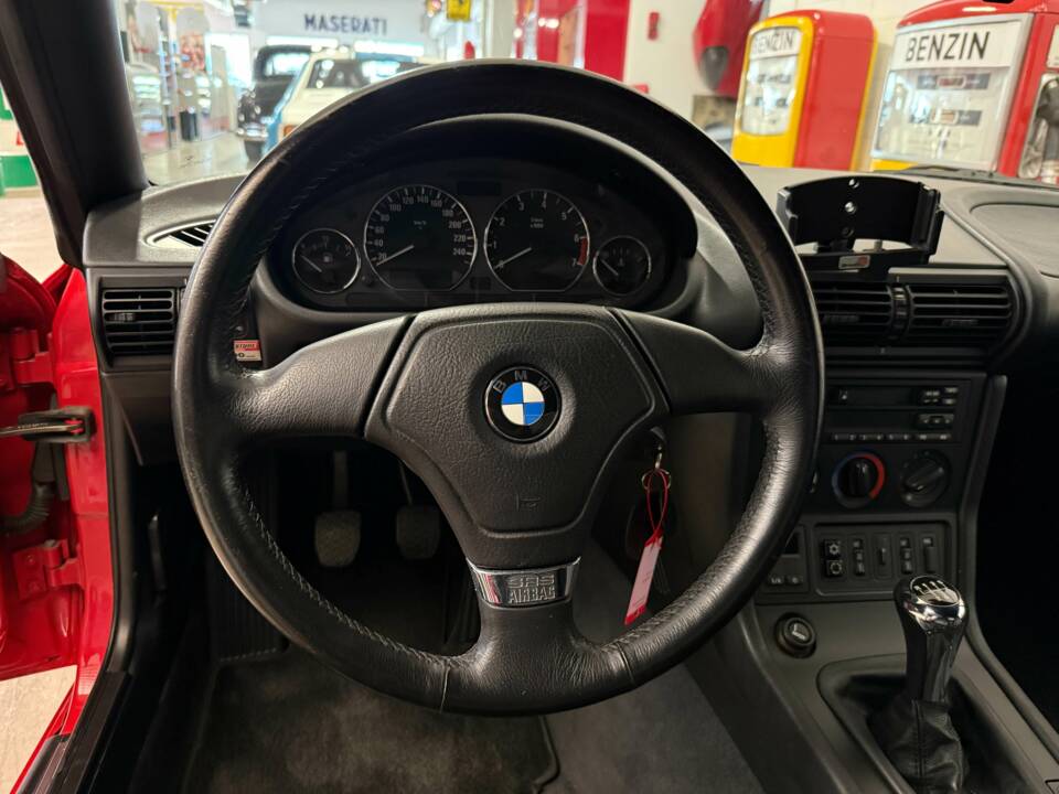 Bild 8/18 von BMW Z3 Roadster 1,8 (1997)