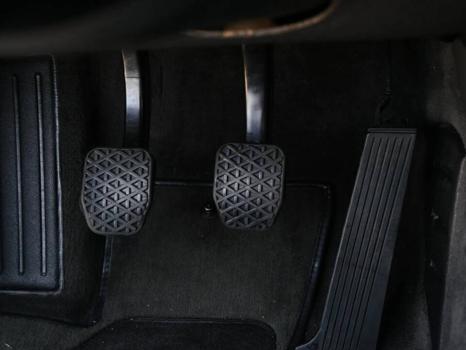 Bild 23/25 von BMW M3 (1990)