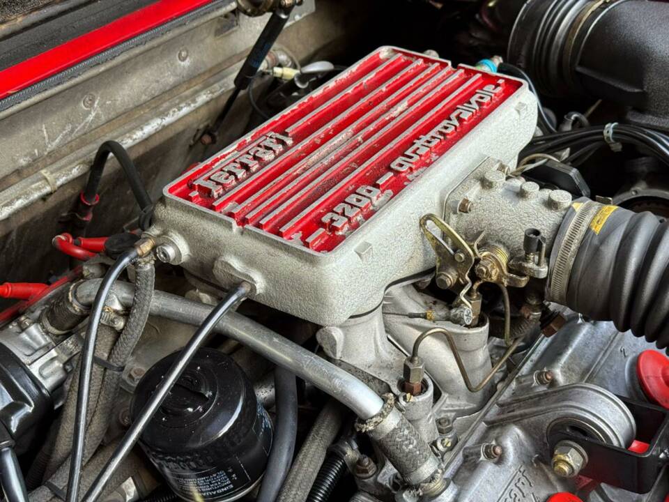 Bild 43/50 von Ferrari Mondial 3.2 (1988)