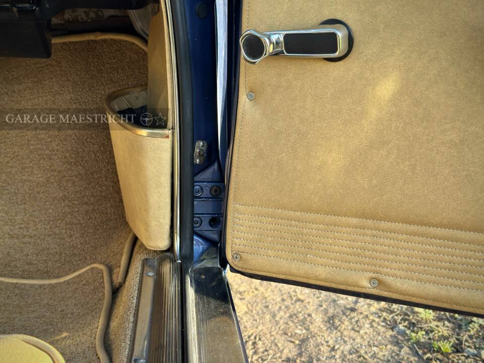 Afbeelding 57/99 van Alfa Romeo 2000 GT Veloce (1973)