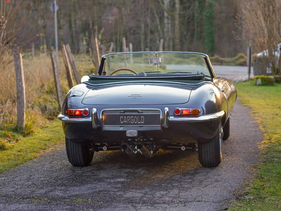 Bild 3/52 von Jaguar E-Type 4.2 (1965)