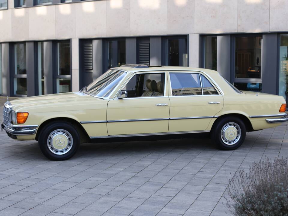 Bild 7/76 von Mercedes-Benz 280 SE (1977)