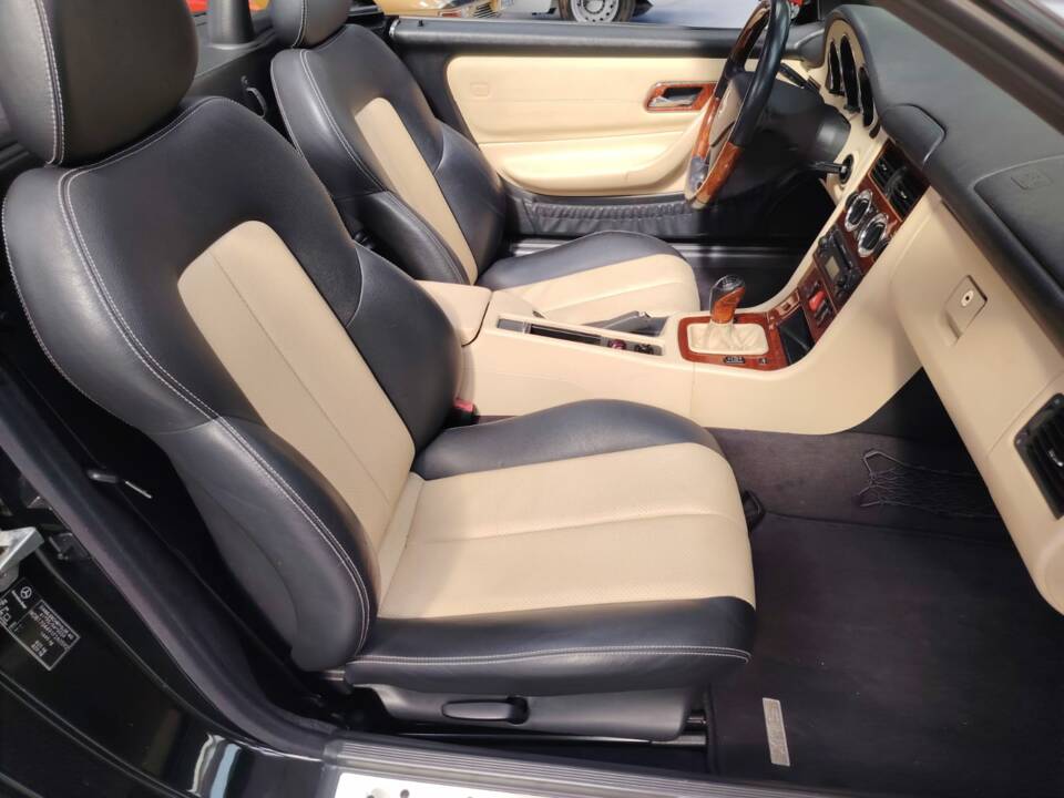 Bild 35/54 von Mercedes-Benz SLK 230 Kompressor (2002)