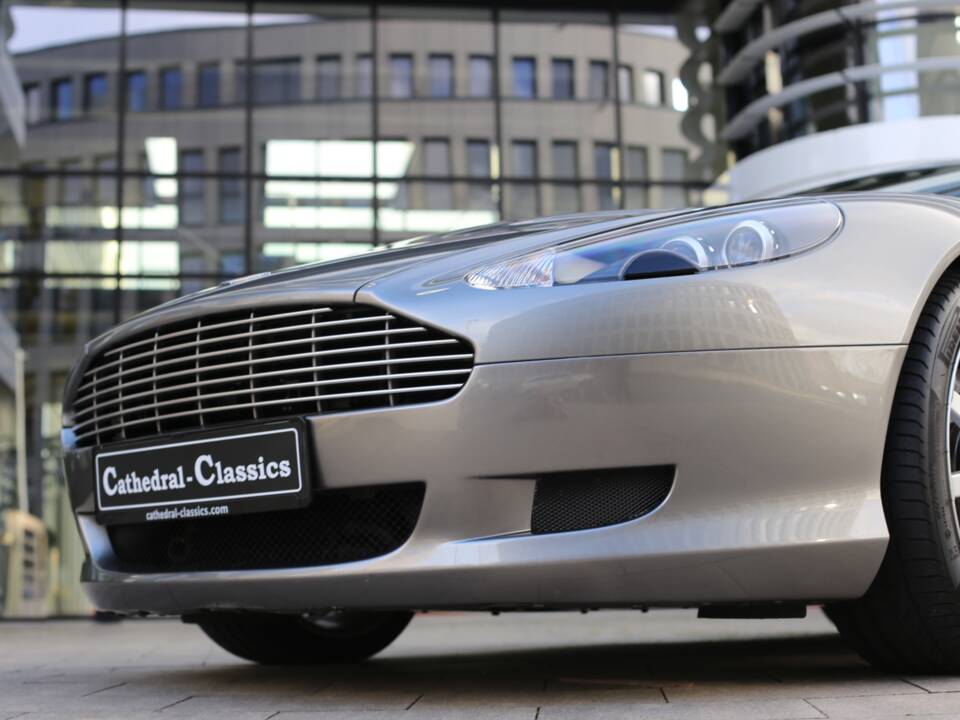 Bild 33/47 von Aston Martin DB 9 Volante (2006)