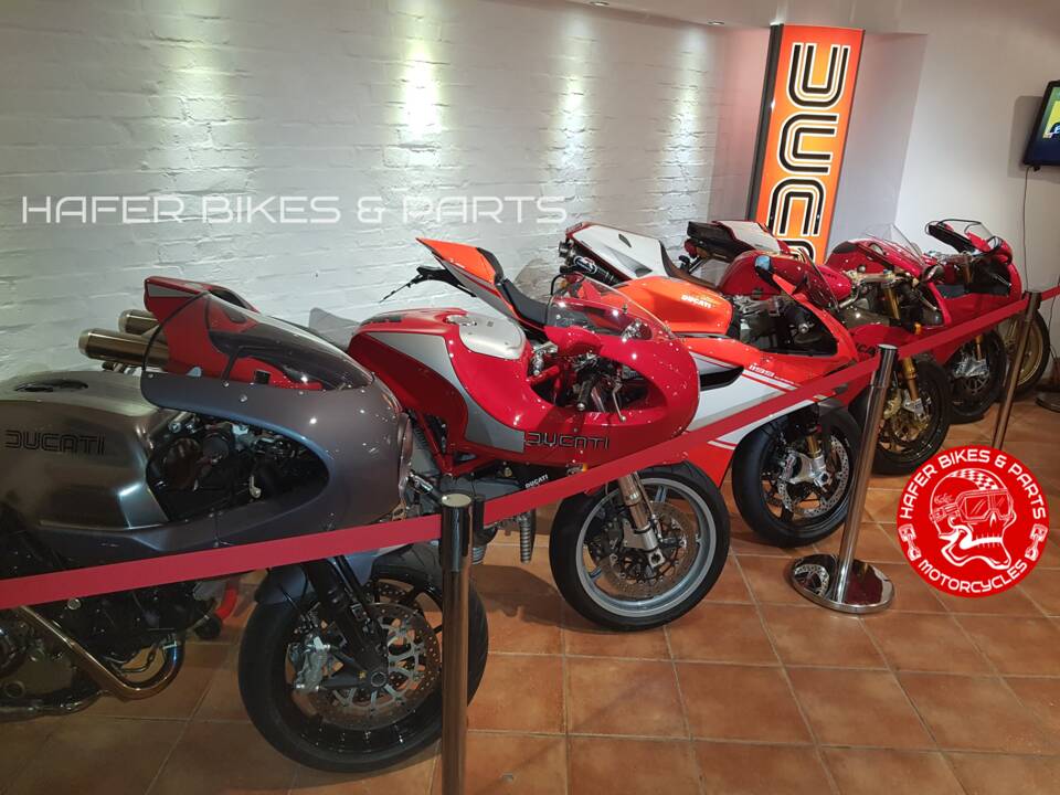 Immagine 6/6 di Ducati DUMMY (1993)