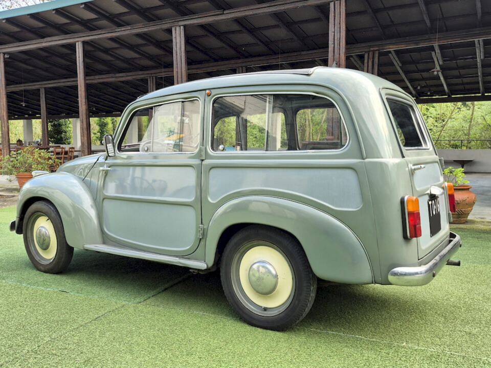 Image 16/60 of FIAT 500 C Belvedere (1954)