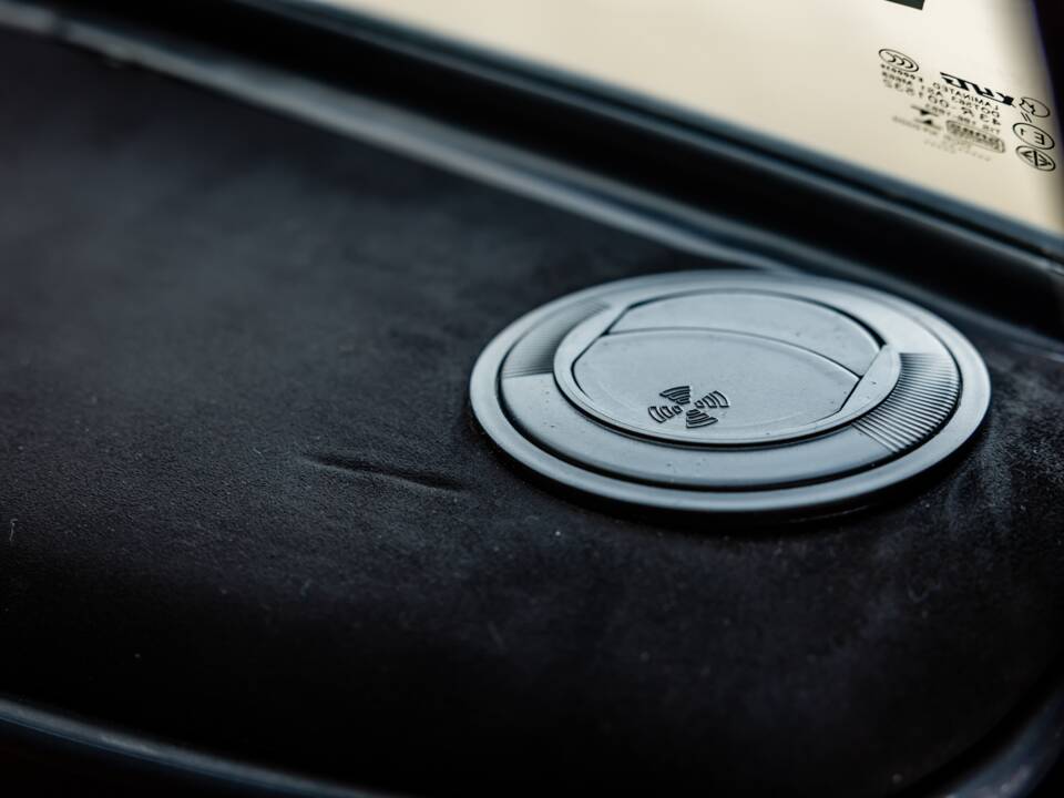 Immagine 19/51 di Land Rover Range Rover Classic 3.9 (1989)