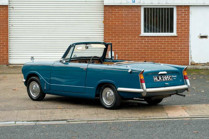 Bild 15/50 von Triumph Herald 1200 (1965)