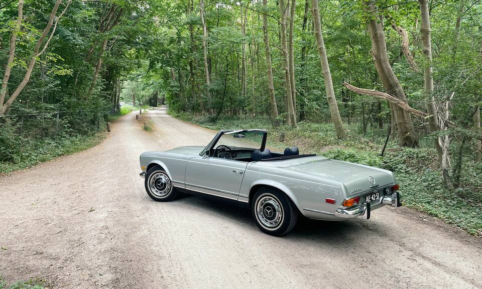 Bild 6/8 von Mercedes-Benz 280 SL (1970)