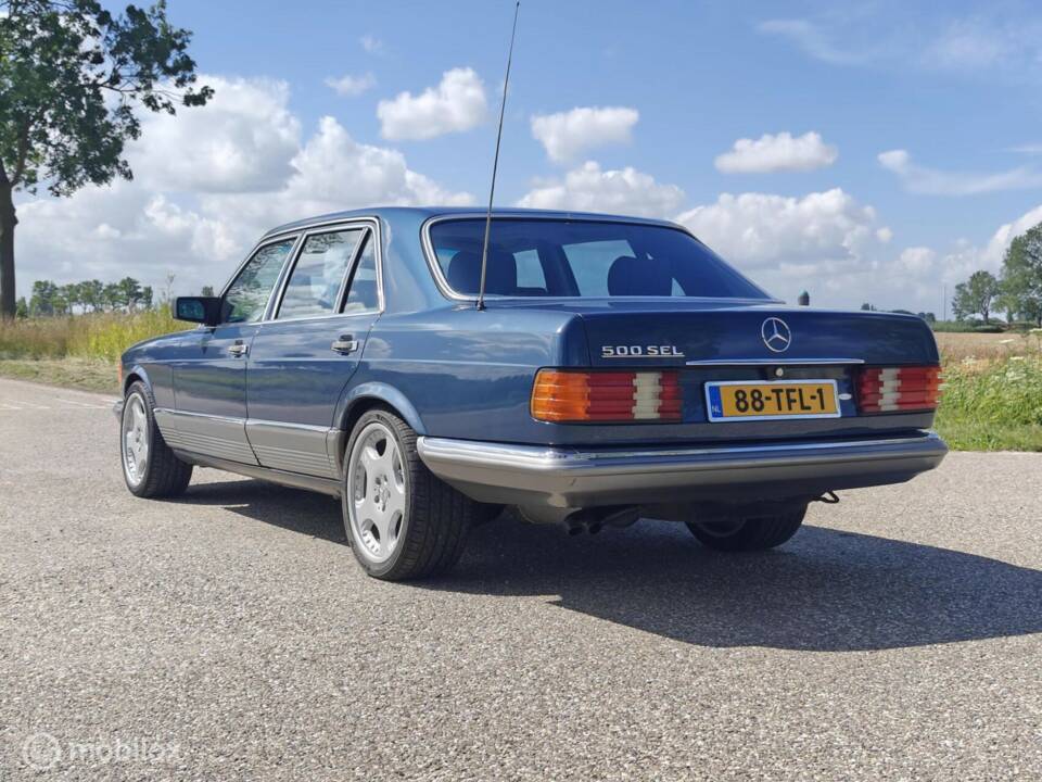 Bild 10/39 von Mercedes-Benz 500 SEL (1981)