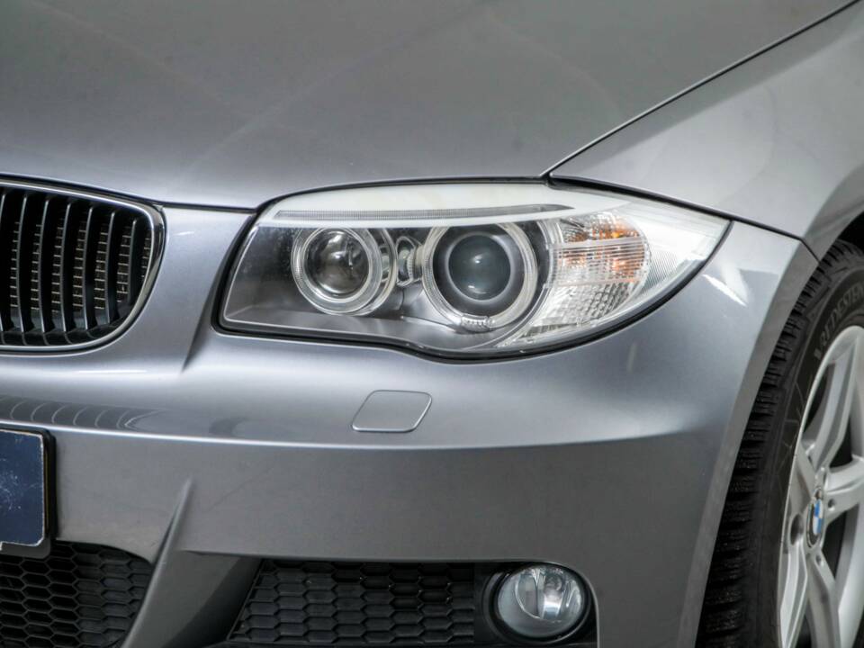 Immagine 21/50 di BMW 120i (2012)