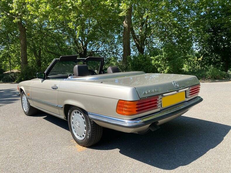 Imagen 8/50 de Mercedes-Benz 500 SL (1989)