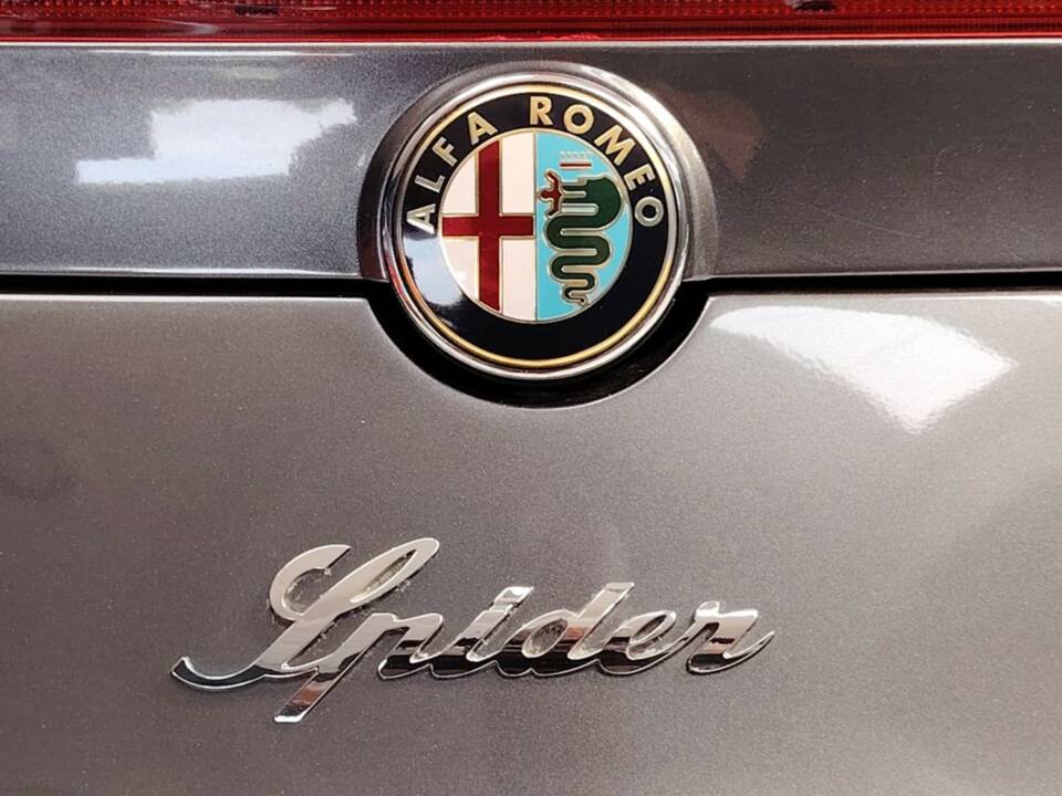 Bild 24/86 von Alfa Romeo Spider 2.2 JTS (2007)
