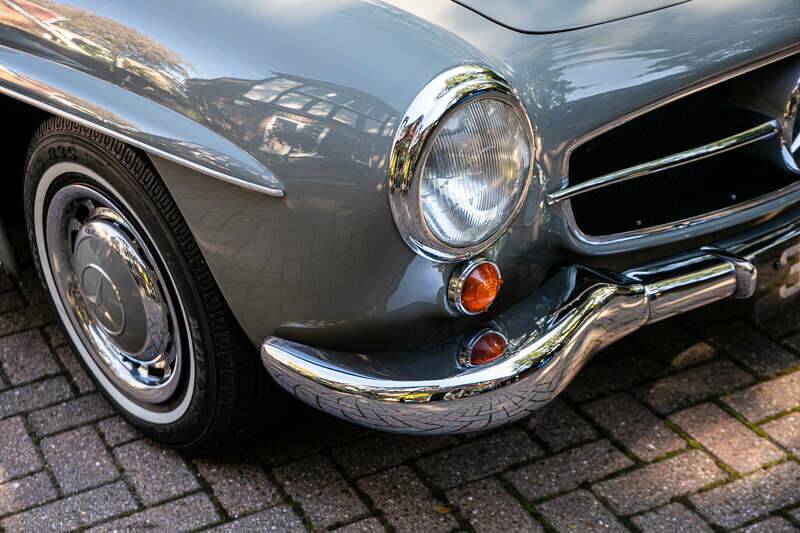 Image 33/46 of Mercedes-Benz 190 SL (1960)