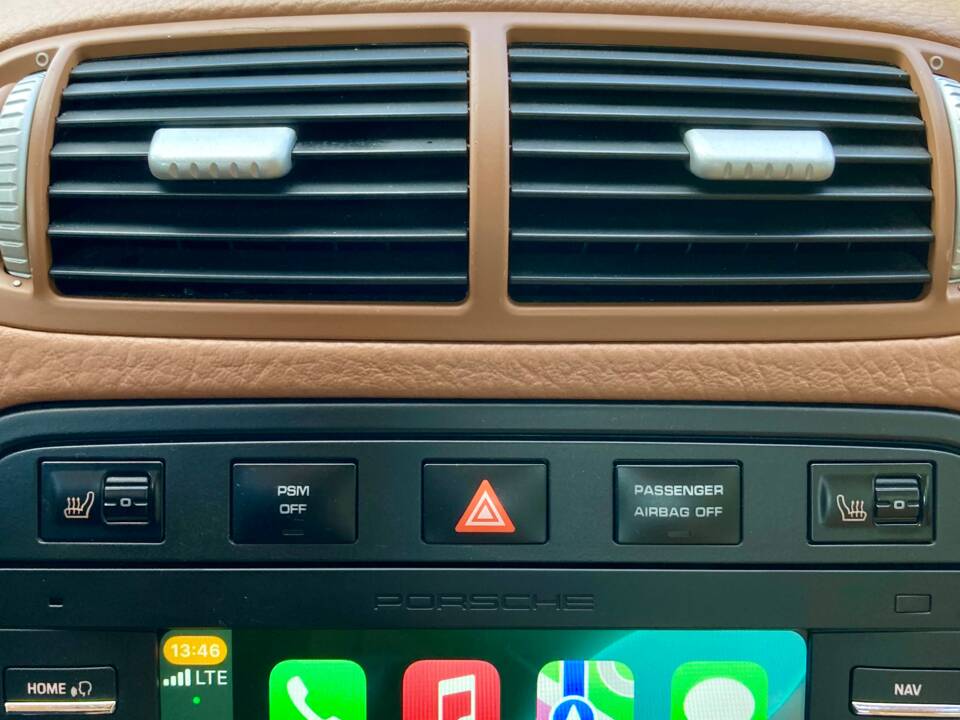 Bild 8/13 von Porsche Cayenne 3.2 V6 (2004)