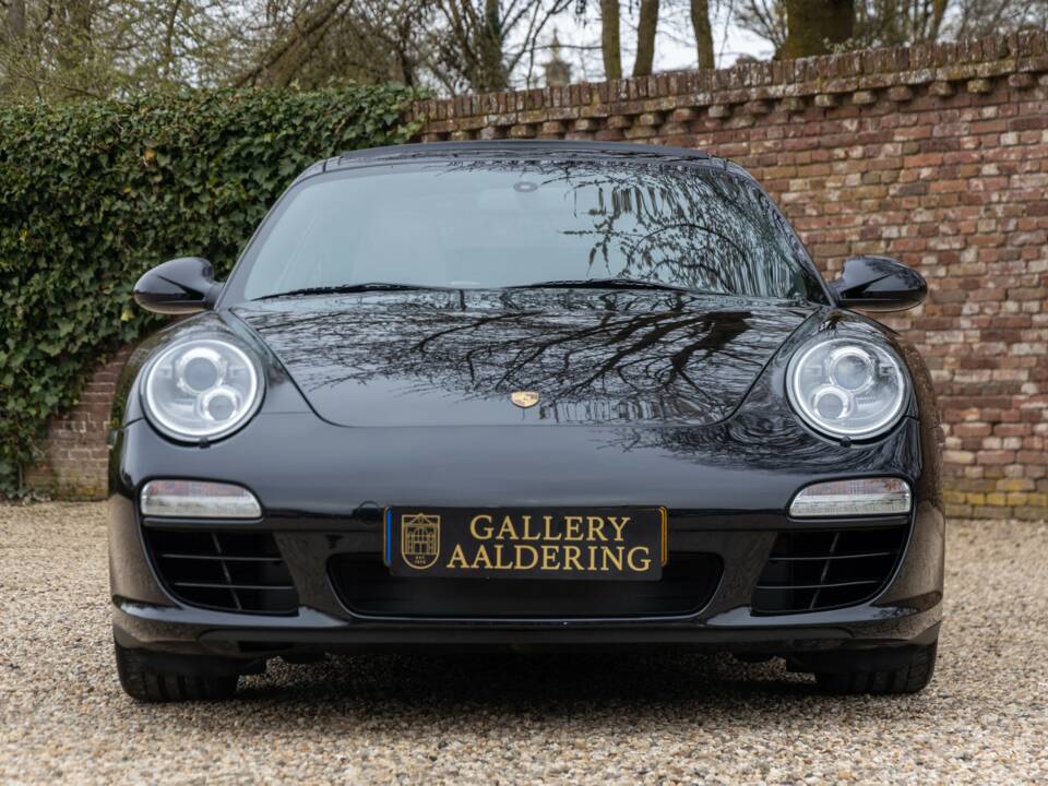 Afbeelding 49/50 van Porsche 911 Targa 4S (2009)