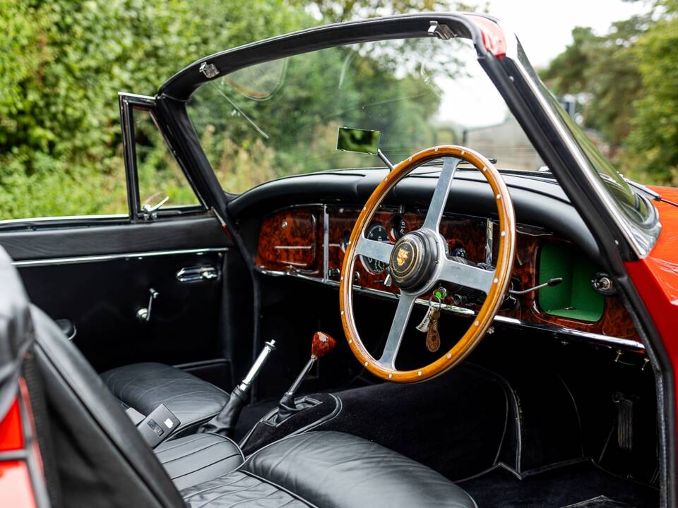 Afbeelding 5/50 van Jaguar XK 150 DHC (1959)
