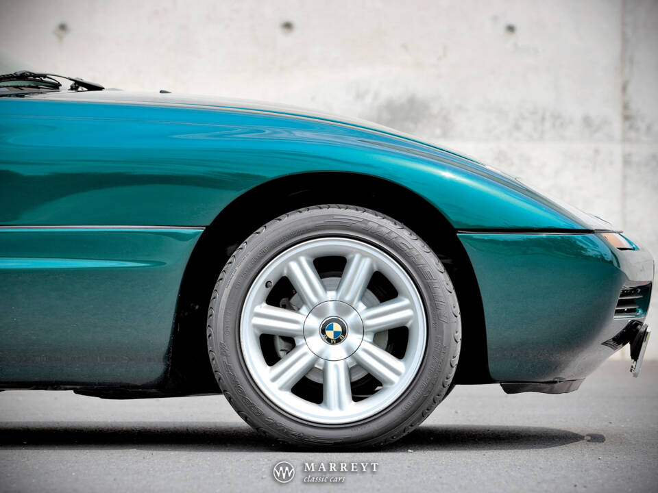 Immagine 26/47 di BMW Z1 (1990)