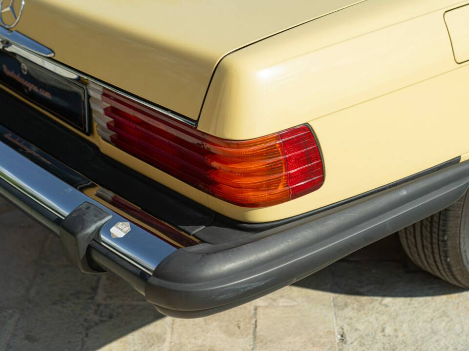 Image 19/50 de Mercedes-Benz 450 SL (1977)
