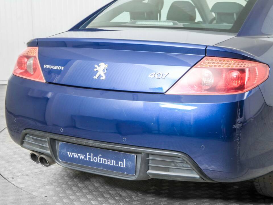 Bild 27/45 von Peugeot 407 3.0i V6 (2006)