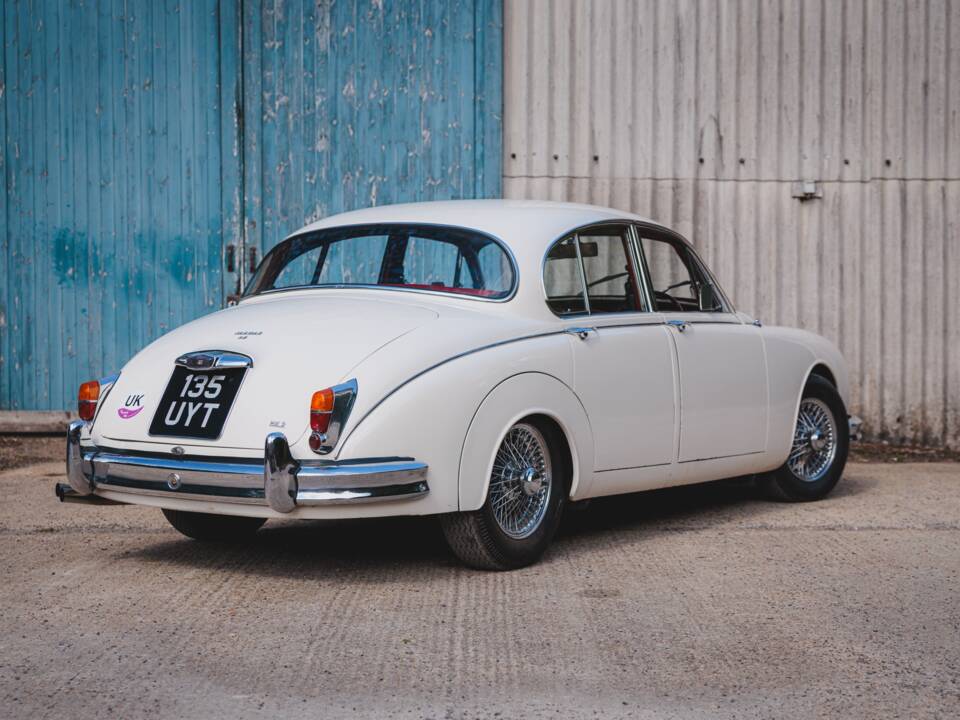 Immagine 28/50 di Jaguar Mk II 3.8 (1960)