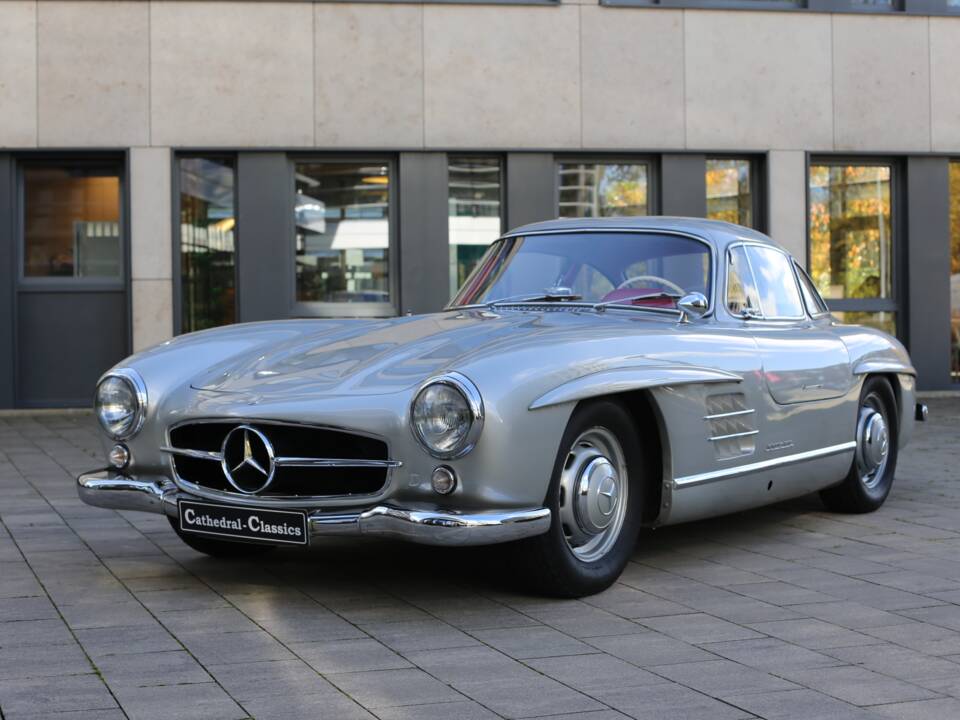Image 32/37 of Mercedes-Benz 300 SL "Gullwing" (1954)
