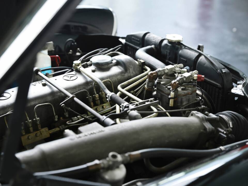 Image 42/50 of Mercedes-Benz 220 SE b (1962)