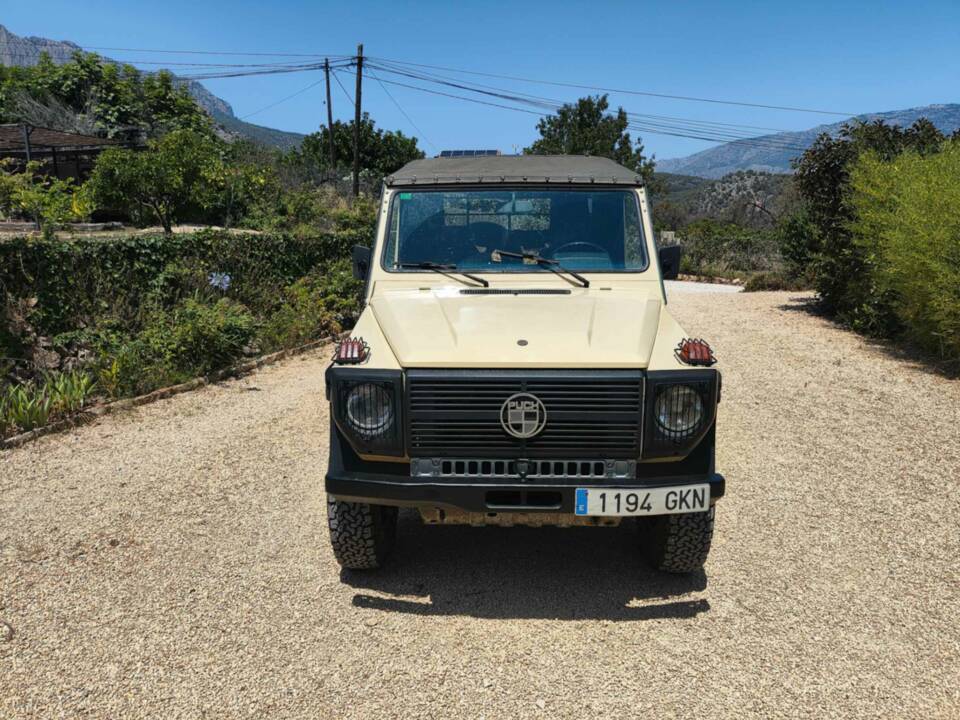 Image 2/35 of Steyr-Puch 230 GE (LWB) (1990)