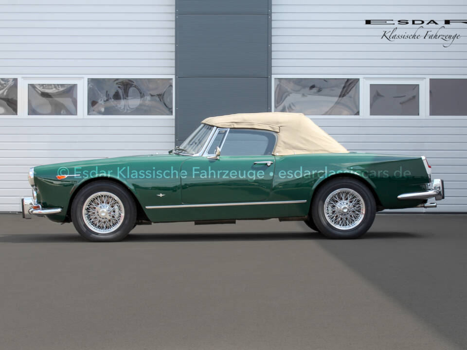 Afbeelding 5/15 van Alfa Romeo 2600 Spider (1965)