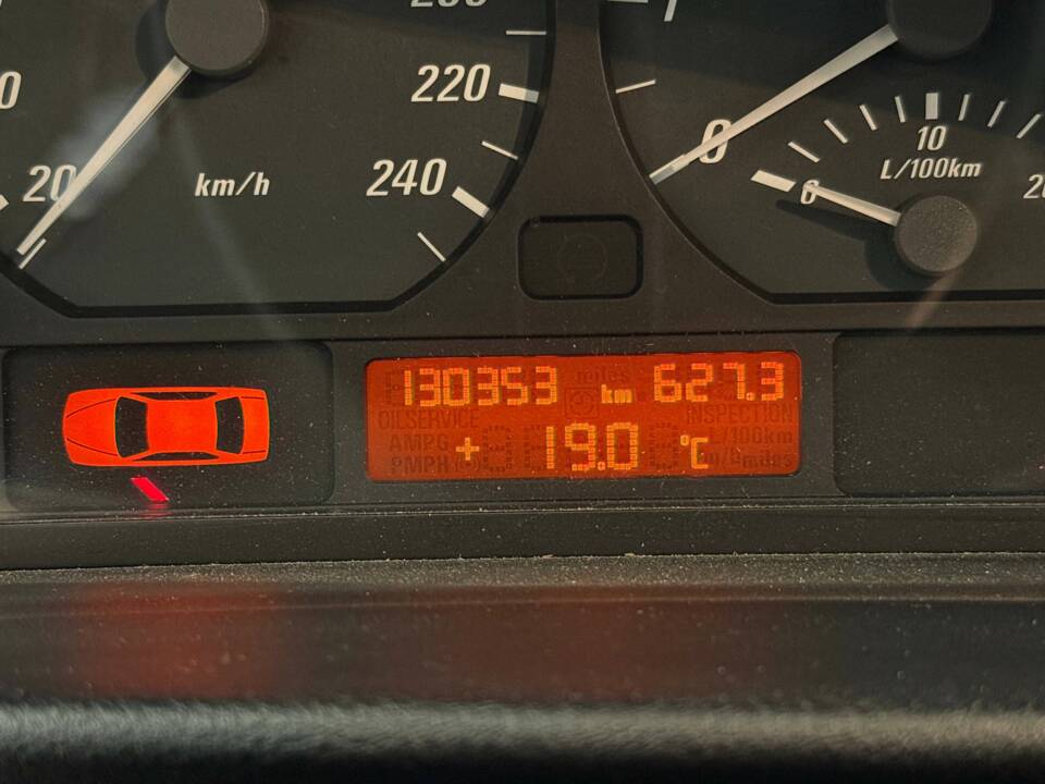 Image 12/22 of BMW 318Ci (2005)