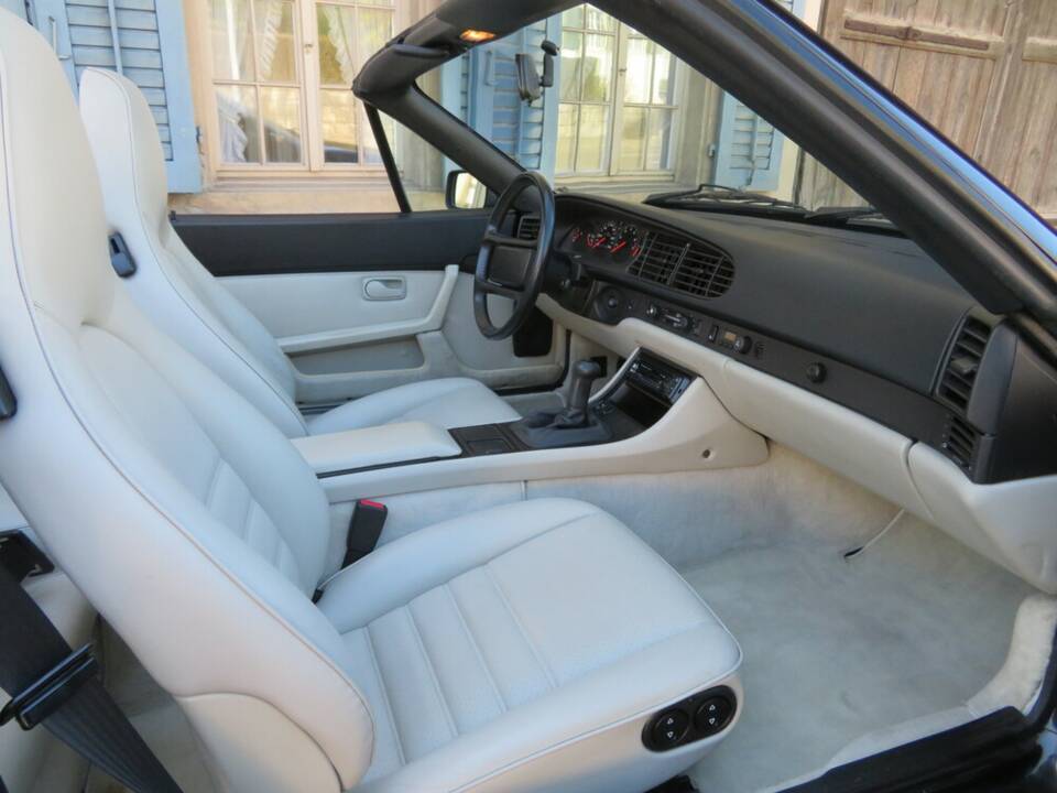 Image 8/18 de Porsche 944 S2 (1990)