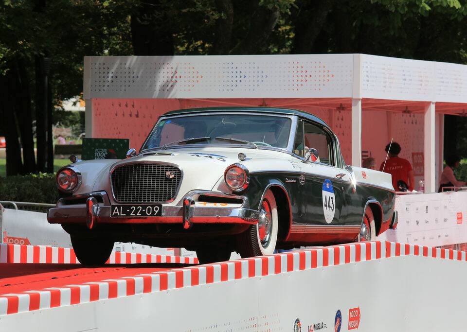 Bild 3/8 von Studebaker Golden Hawk (1956)