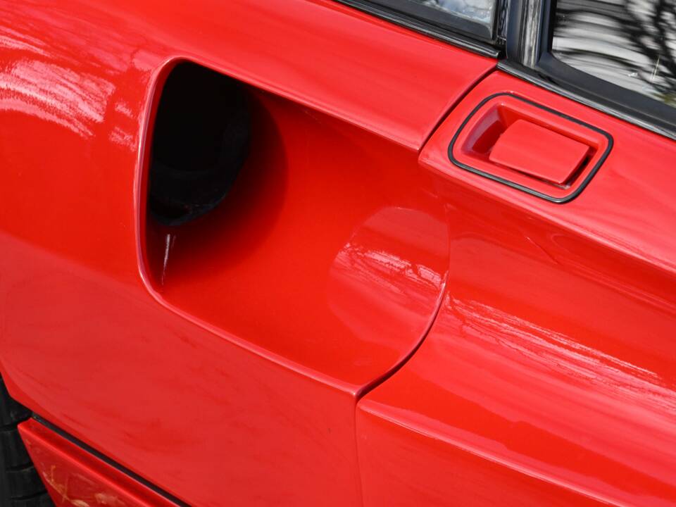 Imagen 21/28 de Ferrari 328 GTB (1989)