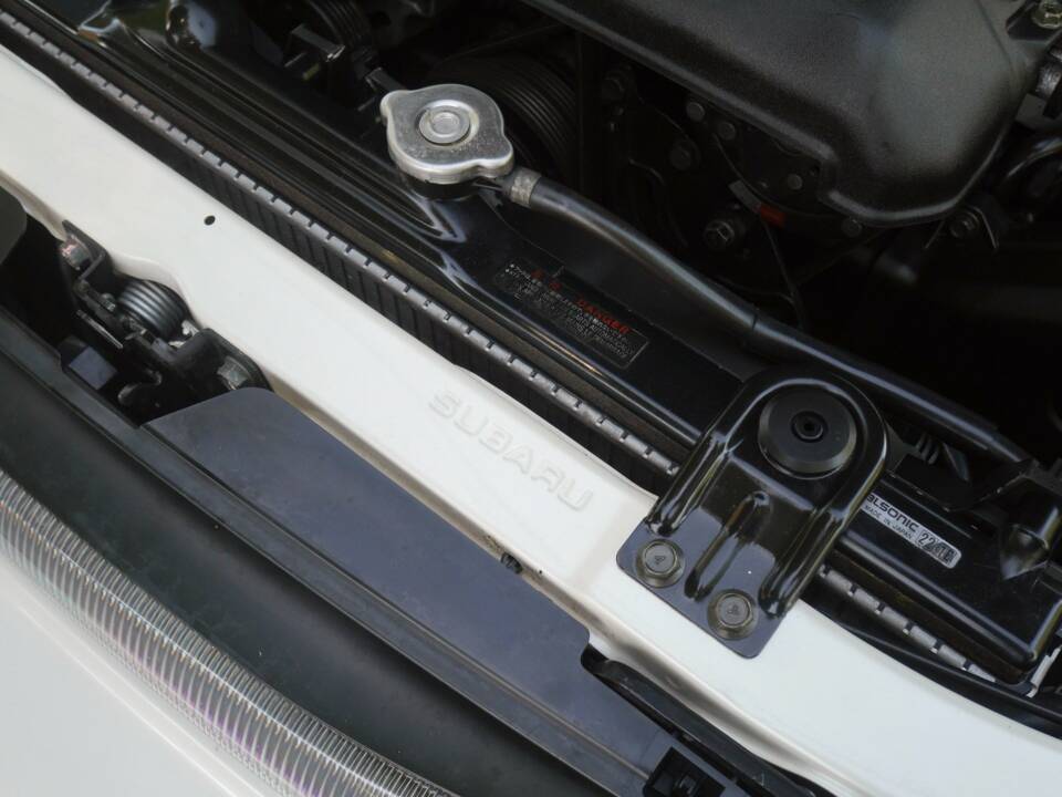 Image 43/50 de Subaru SVX 4WD (1900)