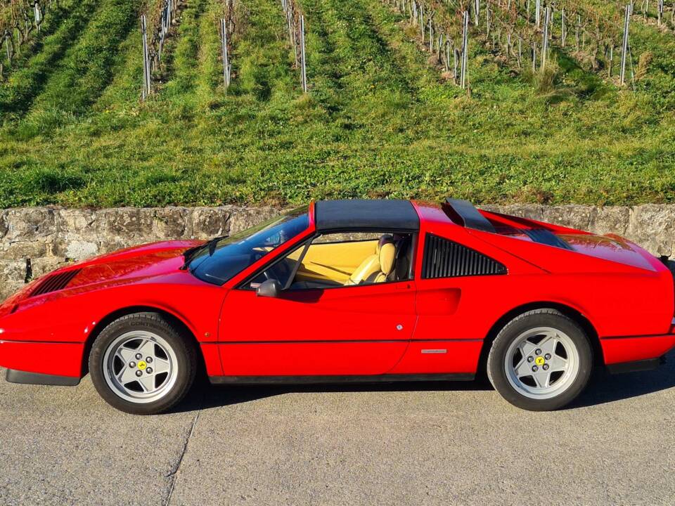 Imagen 4/12 de Ferrari 328 GTS (1987)