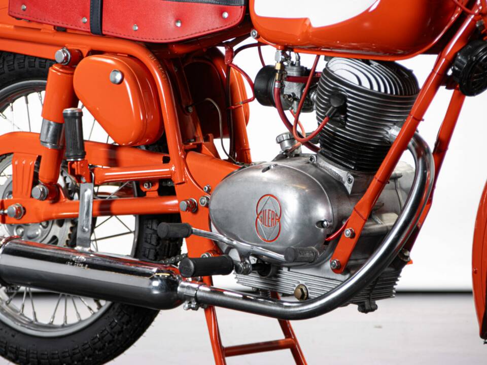 Bild 35/50 von Gilera Giubileo 100 (1962)