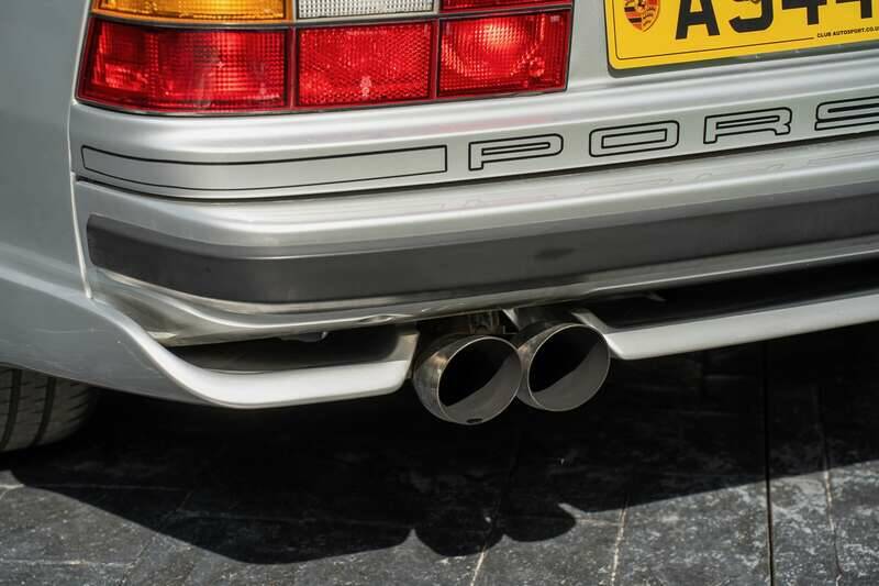 Immagine 34/50 di Porsche 944 Turbo (1990)