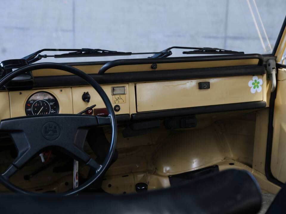 Image 40/47 of Volkswagen Thing 1500 (1981)